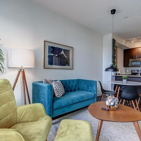The Benetton Suite - Square One 1 Bedroom + Den + 1 Parking ミシサガ エクステリア 写真