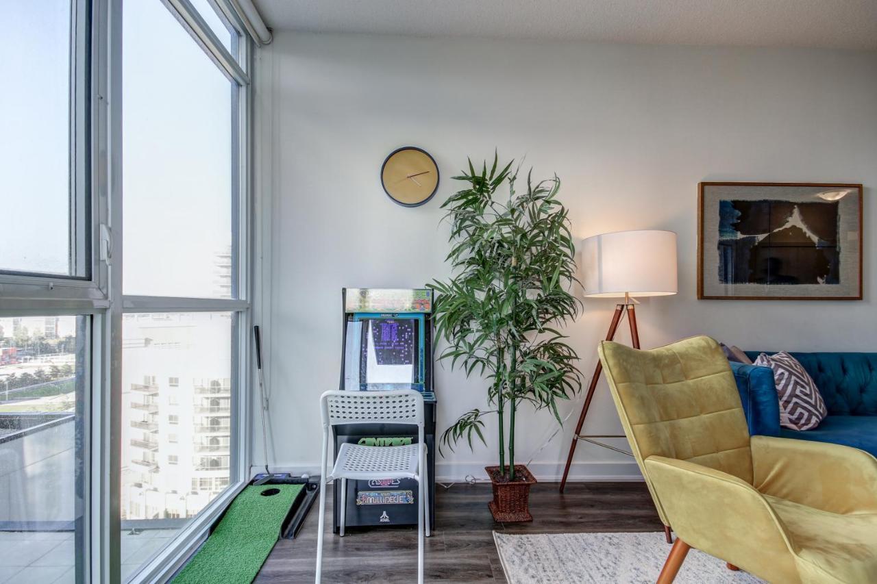 The Benetton Suite - Square One 1 Bedroom + Den + 1 Parking ミシサガ エクステリア 写真