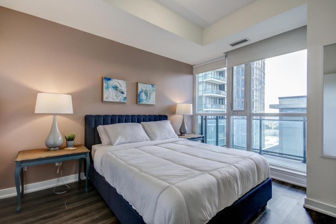 The Benetton Suite - Square One 1 Bedroom + Den + 1 Parking ミシサガ エクステリア 写真