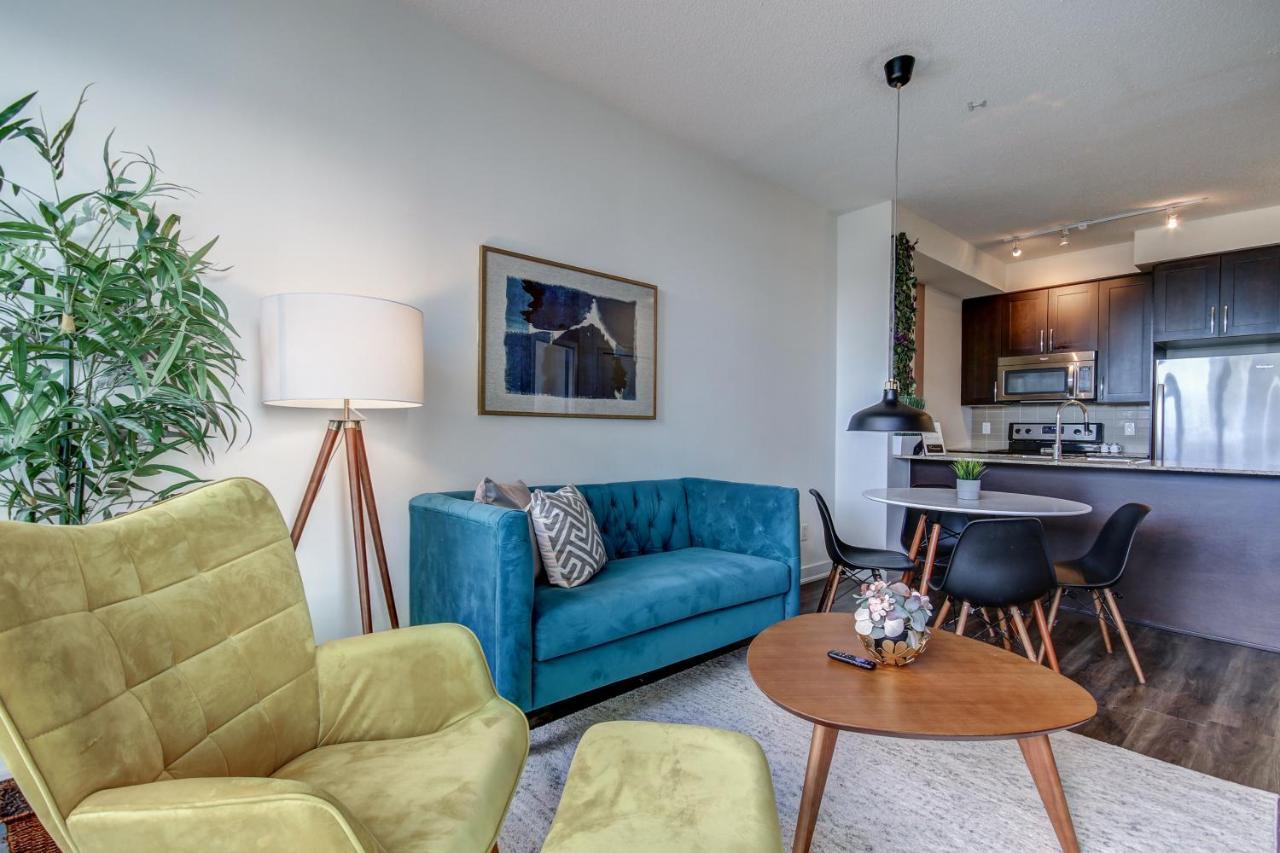 The Benetton Suite - Square One 1 Bedroom + Den + 1 Parking ミシサガ エクステリア 写真